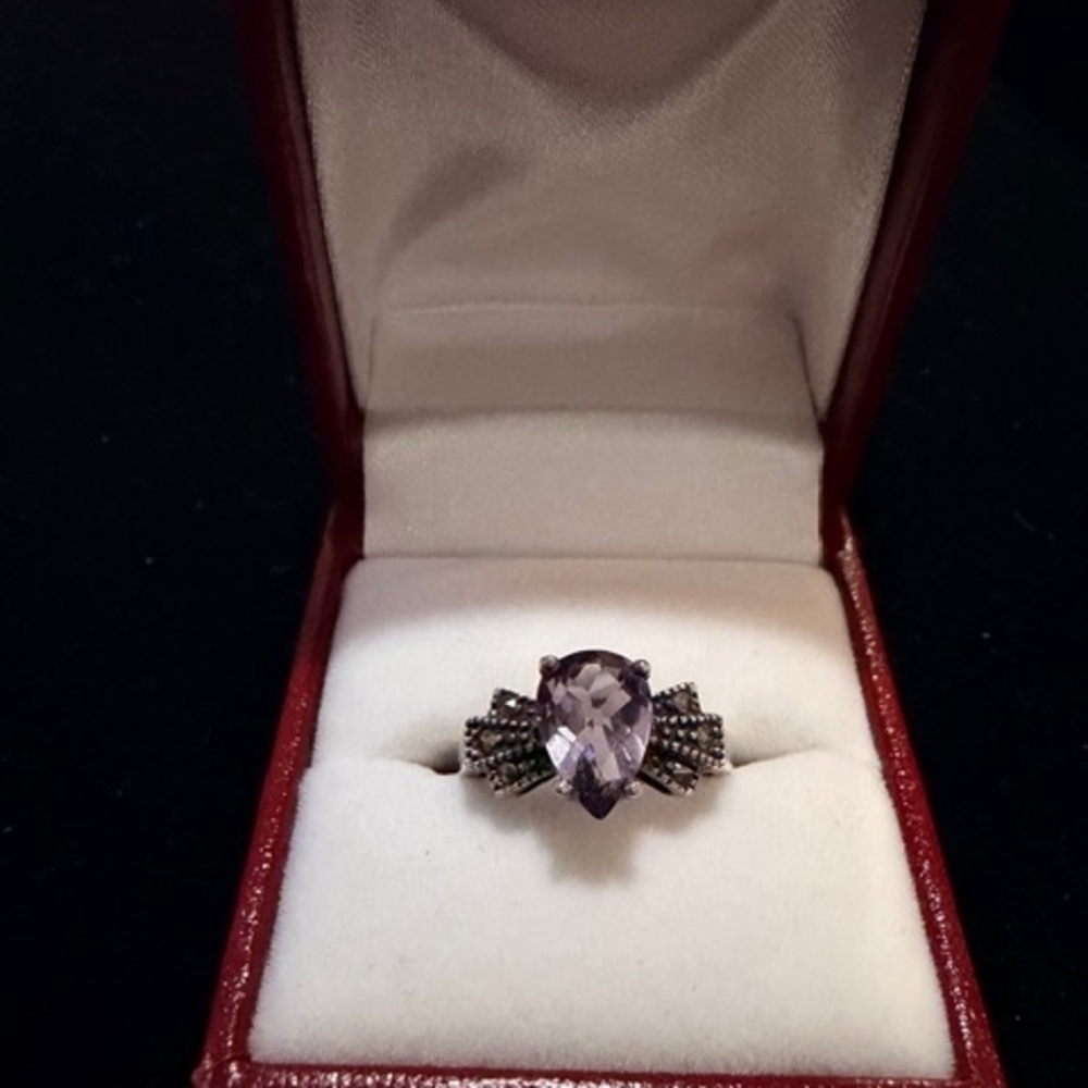 Sterling Silver Teardrop Marcasite Ring - Purple